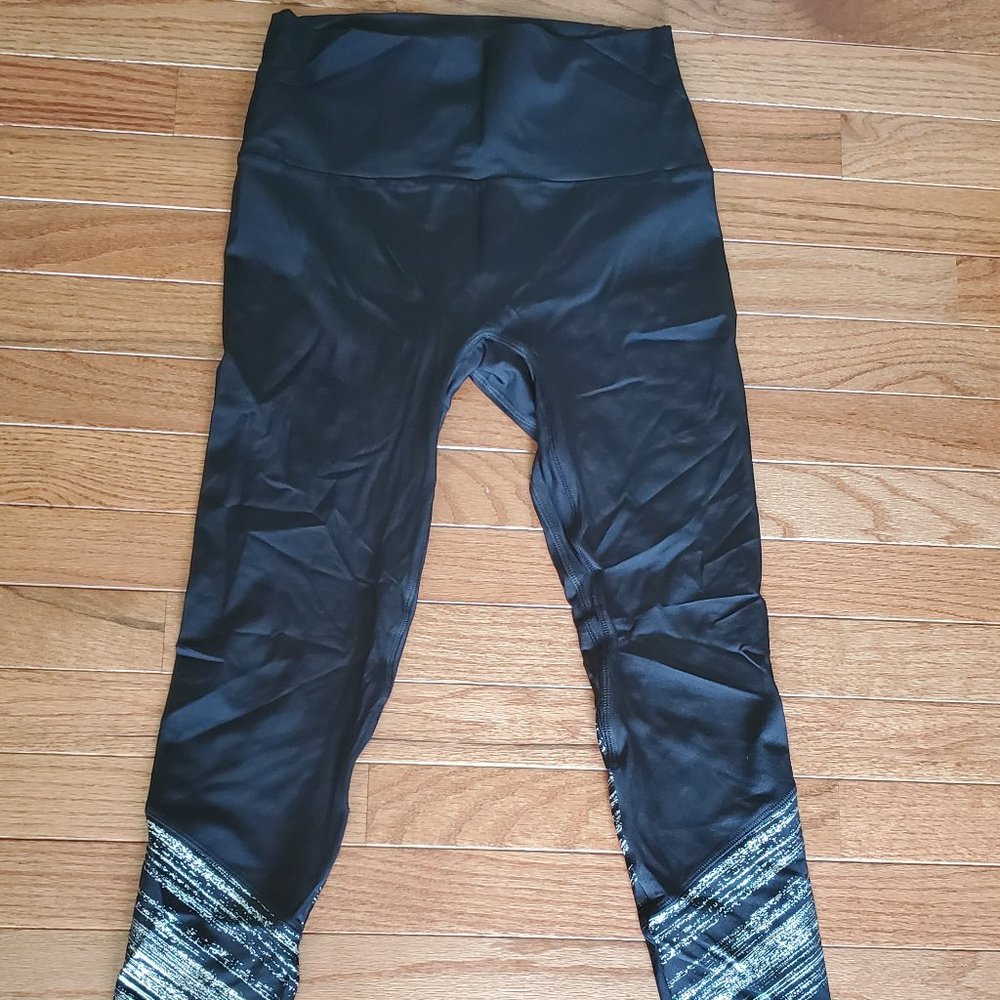 K-Deer Black w Silver Foil Sneaker Length Leggings